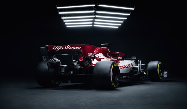 Обои на рабочий стол: alfa romeo, f1, болид, формула 1