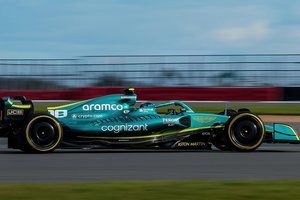Обои на рабочий стол: 2022, AMR22, aston martin, formula one, гоночный болид