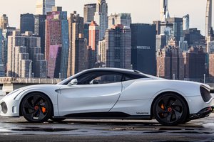 Обои на рабочий стол: 2022, concept, Deus, Vayenne, небоскребы, электромобиль