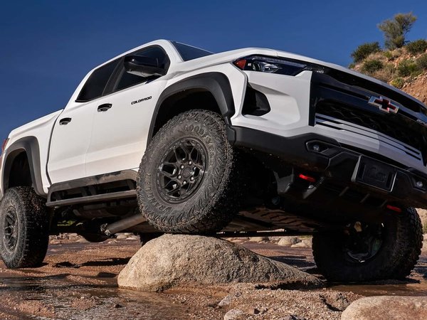 2023, Bizon, chevrolet, Chevrolet Colorado ZR2 Bizon, Colorado, ZR2, мощь, пикап, экстерьер