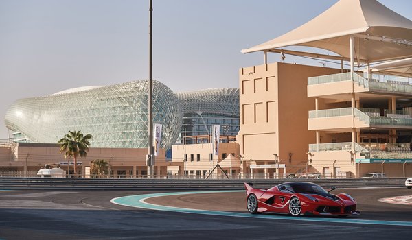 Обои на рабочий стол: dubai, ferrari, Ferrari FXX-K, FXX, racing track, track car, Yas Marina Circuit