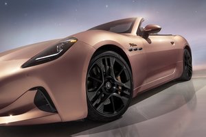 Обои на рабочий стол: 2024, GranCabrio, maserati, Maserati GranCabrio Folgore