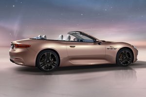 Обои на рабочий стол: 2024, GranCabrio, maserati, Maserati GranCabrio Folgore