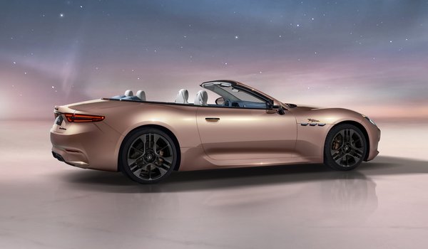 Обои на рабочий стол: 2024, GranCabrio, maserati, Maserati GranCabrio Folgore