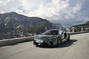 Обои на рабочий стол: Drive, GT, mclaren, McLaren GT, road