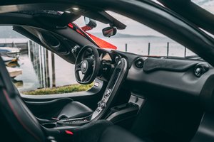 Обои на рабочий стол: car interior, dashboard, mclaren, McLaren P1, P1