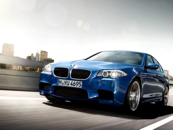 BMW, f10, блик, бмв, синий, солнце