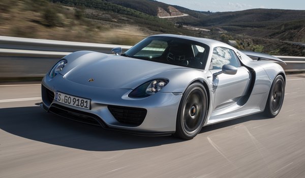 Обои на рабочий стол: porsche, Porsche 918 Spyder, порше, скорость, трасса