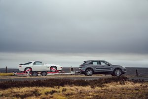 Обои на рабочий стол: 928, Cayenne, porsche, Porsche 928, Porsche Cayenne E-Hybrid