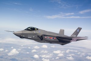 Обои на рабочий стол: f-35, истребитель, стелс