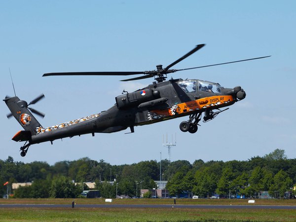 AH-64, apache, боевой, вертолёт, основной, с середины 1980-х г., ударный, эксплуатируется