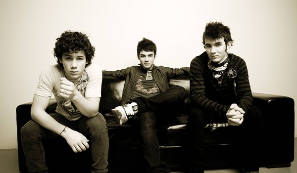 Обои на рабочий стол: jonas brothers, джонас бразерс