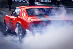 Обои на рабочий стол: chevrolet, Chevrolet Camaro, дрифт, дым