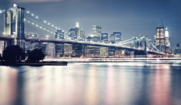 Обои на рабочий стол: brooklyn bridge, new york, бруклин, бруклинский мост, город, манхэттен, нью-йорк, свет, сша