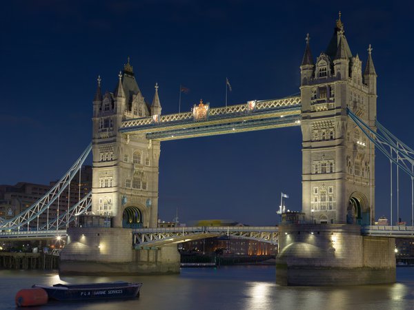 great britain, tower bridge, wallpaper, англия, великобритания, город, лодка, лондон, ночь, обои, река, столица, тауэрский мост, темза