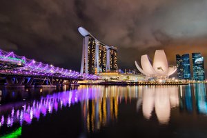 Обои на рабочий стол: город, ночь, отель, сингапур