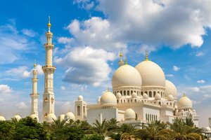 Обои на рабочий стол: building, city, culture, day, design, dhabi, dome, dubai, EAST