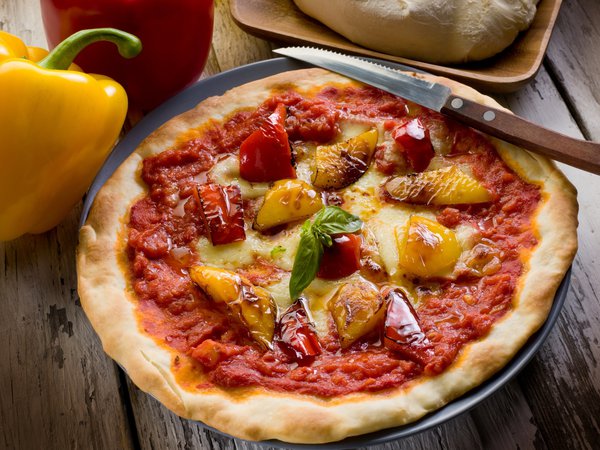 pizza, блюдо, болгарский, нож, перец, пицца, сыр, тесто