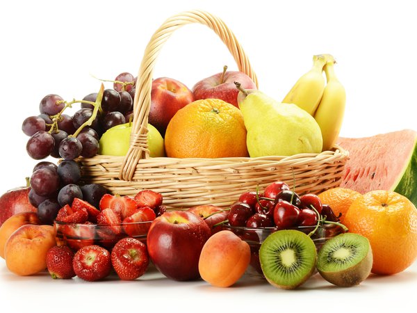 абрикосы, апельсины, арбуз, бананы, виноград, груши, киви, клубника, корзинка, фрукты, черешня, яблоки, ягоды