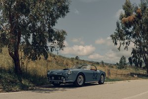 Обои на рабочий стол: 1960, 250, car, ferrari, Ferrari 250 GT California Passo Corto, sky, trees