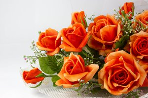 Обои на рабочий стол: flowers, rose, букет, оранжевый, розы, цвет, цветы
