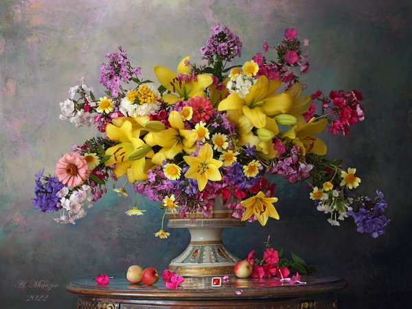 Андрей Морозов, букет, ваза, жёлтые лилии, натюрморт, стиль, флоксы, циннии, яблочки