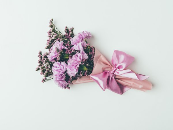 background, flowers, pink, vintage, violet, букет, гвоздики, лента, розовые, сиреневые, фон, цветы