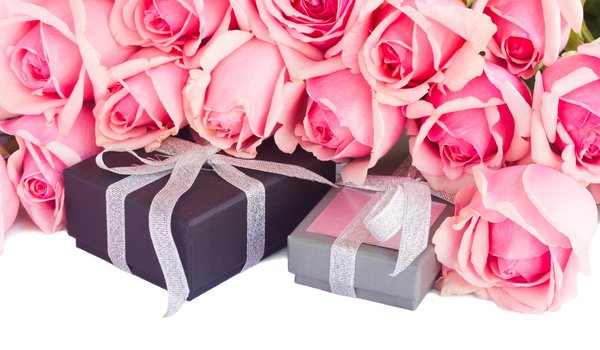 Обои на рабочий стол: flowers, gifts, pink, roses, букет, розовые розы, розы