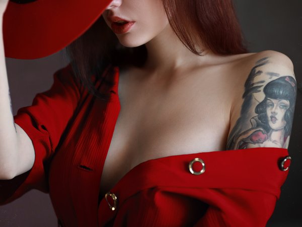 Антон Ловченко, губки, девушка, красное платье, плечо, стиль, тату, шляпа
