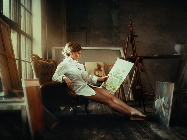 Nikolay Tikhomirov, девушка, картина, картины, комната, кресло, ножки, рубашка, студия