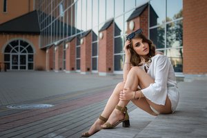 Обои на рабочий стол: Ananda, Dmitry Medved, девушка, красивые ножки, модель, секси