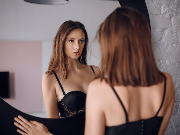 brunette, Disha Shemetova, Evgeniy Krestyanov, face, girl, mirror, model, reflection, women, women indoors