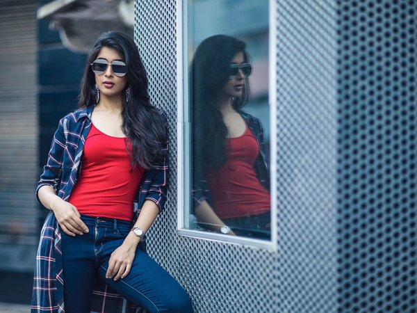 actress, beautiful, beauty, bollywood, brunette, celebrity, cute, eyes, face, figure, girl, hair, hot, indian, lips, model, Nikita Sharma, pose, pretty, sexy, smile