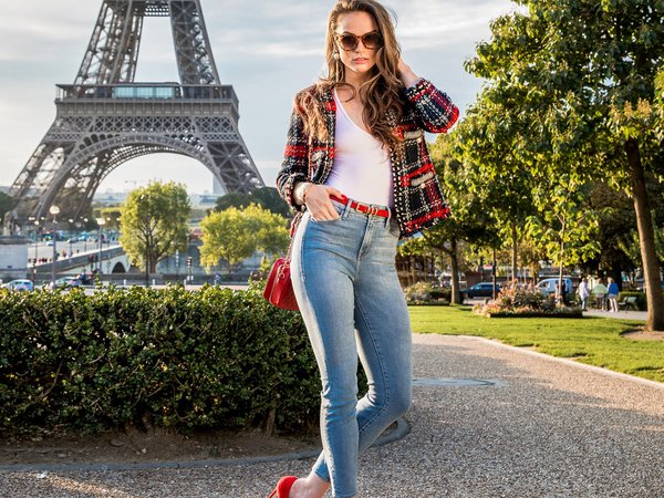 actress, brown eyes, brown hair, brunette, face, france, girl, hand in hair, high heels, jacket, jeans, lips, long hair, looking at camera, looking at viewer, model, mouth, paris, photo, pornstar, portrait, red shoes, sunglasses, t-shirt, tori black, Tour Eiffel, wavy hair