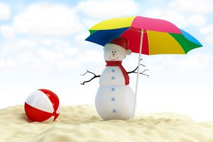 Обои на рабочий стол: beach ball, merry christmas, new year, snowman, umbrella, веселый рождество, зонтик, новый год, пляжный мяч, снеговик