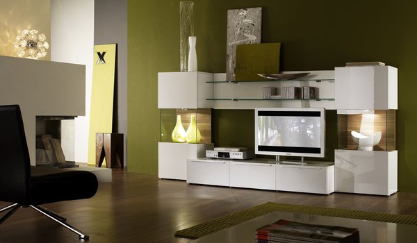 Обои на рабочий стол: living room with green decor, дизайн, дом, жилая комната, интерьер, стиль