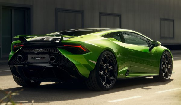 Обои на рабочий стол: Huracan, lamborghini, Tecnica, вид сзади