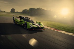 Обои на рабочий стол: lamborghini, Lamborghini SC63, racing car, speed, sun, track