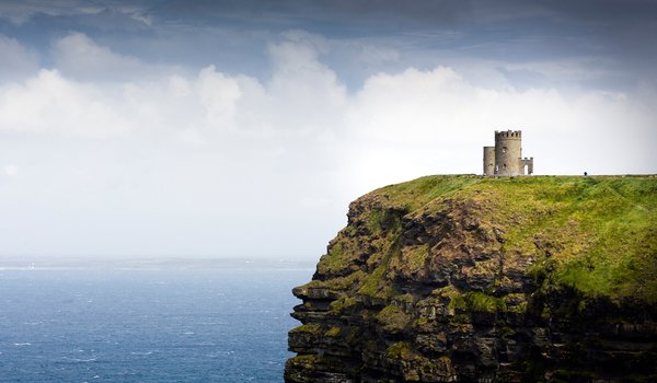 Обои на рабочий стол: galway bay, ireland, o'brien's tower, башня, ирландия, море, скала