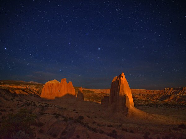 звездное небо, каньон, ночь, пустыня, скалы