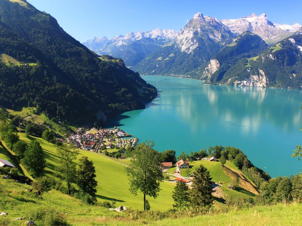 Morschach, scenery, Shwyz, switzerland, городок, горы, дома., лес, озеро, пейзаж, скалы, снег, швейцария