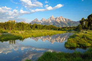 Обои на рабочий стол: Grand Teton National Park, Wyoming, Вайоминг, горы, Гранд-Титон, озеро, отражение