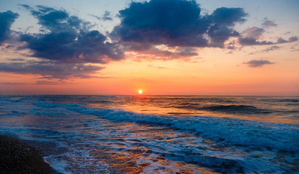 Обои на рабочий стол: beach, beautiful, sea, seascape, sunset, закат, море, пляж