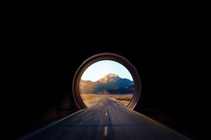 Обои на рабочий стол: camera lens, landscape, mountain, road