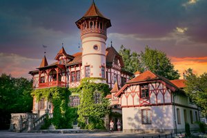Обои на рабочий стол: castle, fortress, sky, tower, travel