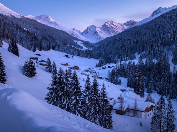 alps, Clavadel, switzerland, Альпы, горы, деревня, домики, ели, зима, Клавадель, лес, снег, швейцария