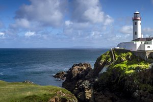 Обои на рабочий стол: Atlantic Ocean, County Donegal, Fanad Head Lighthouse, ireland, Атлантический океан, Графство Донегол, ирландия, маяк, Маяк Фанед-Хед, океан, побережье