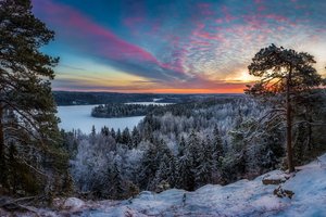 Обои на рабочий стол: берега, закат, зима, леса, озеро, пейзаж, природа, снег, Финляндия, Хямеэнлинна