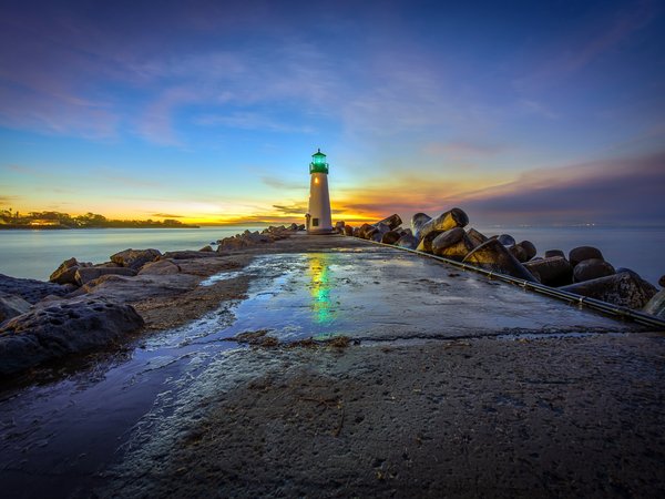 First Morning Lights, Santa Cruz, sunrise, walton lighthouse