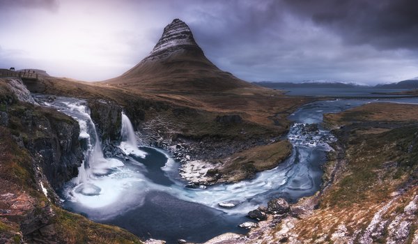 Обои на рабочий стол: водопад, гора, исландия, поток, скалы